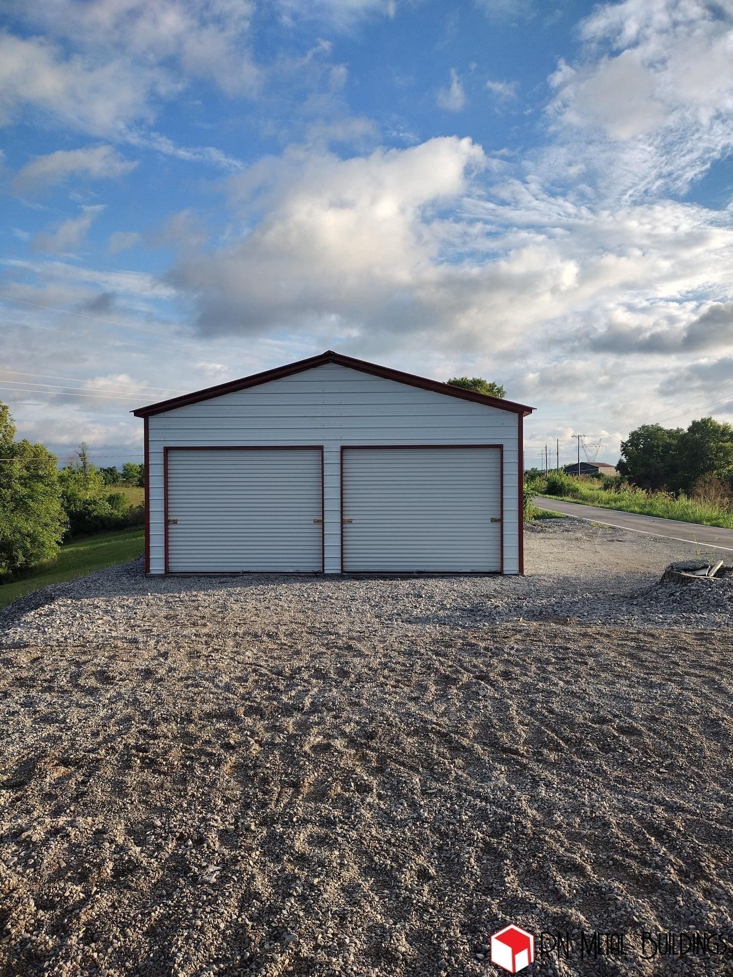 Metal Garage 24x40x10 - Image 2