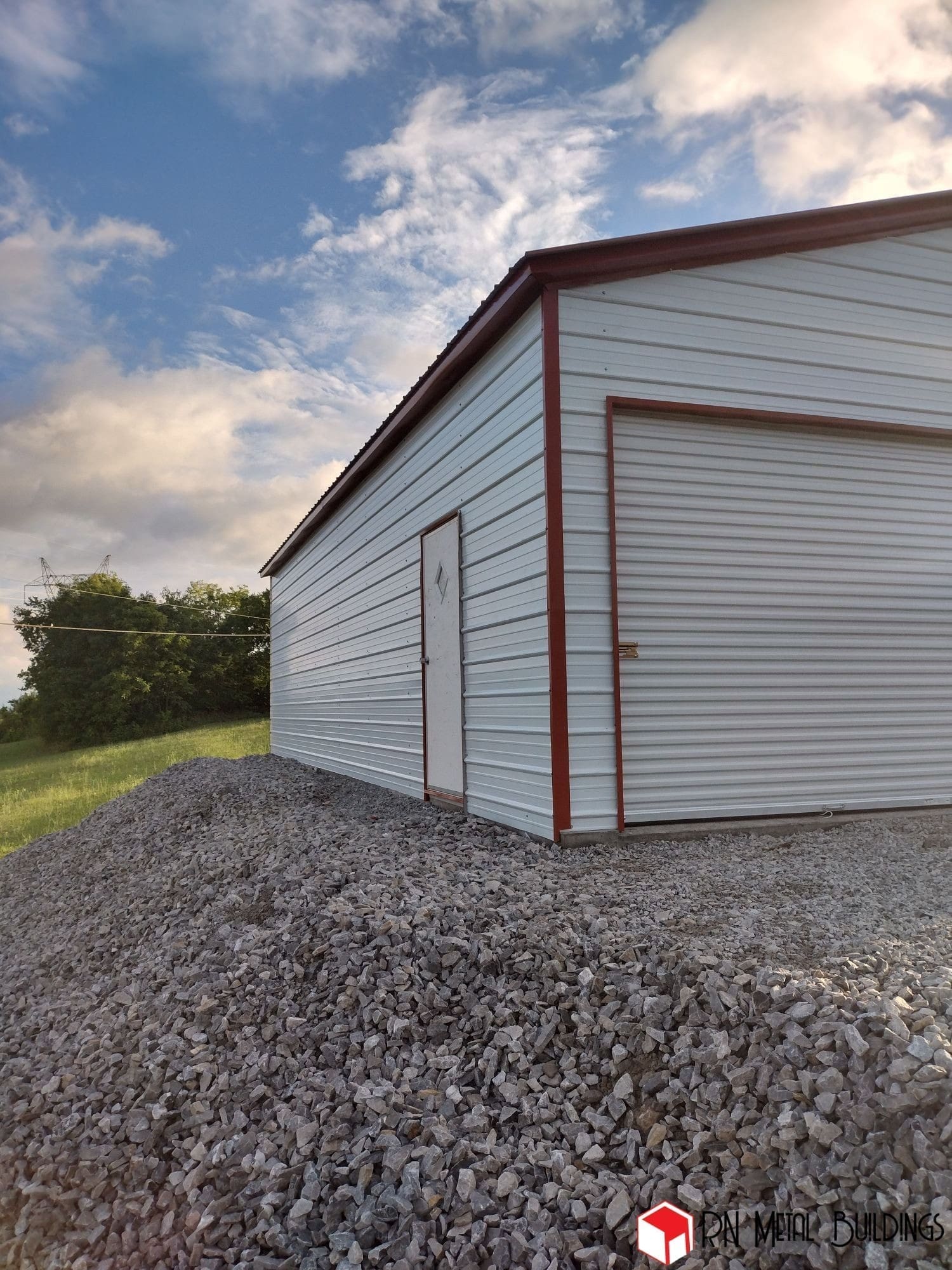 Metal Garage 24x40x10 - Image 3