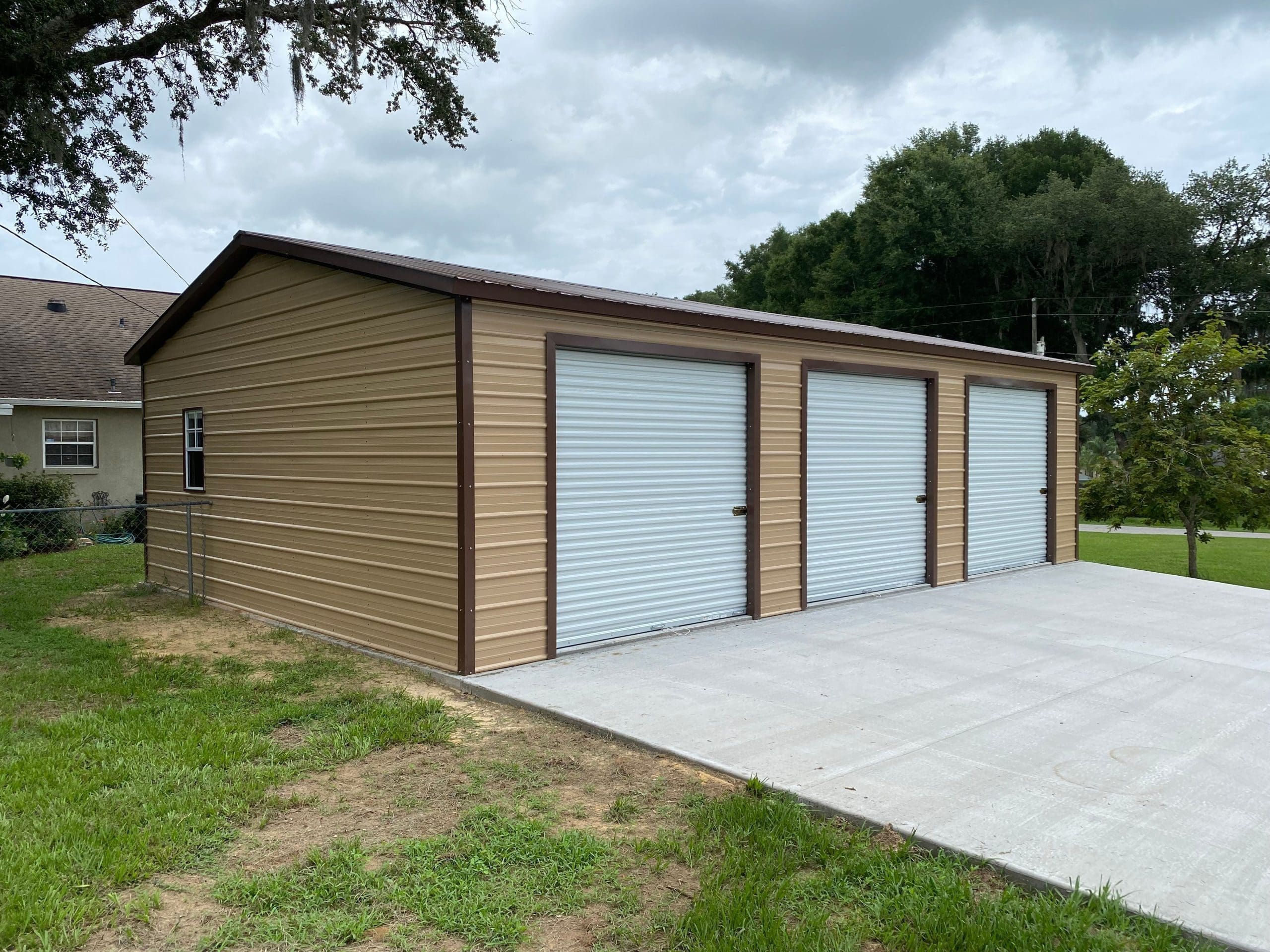 Metal Garage 20x35x9