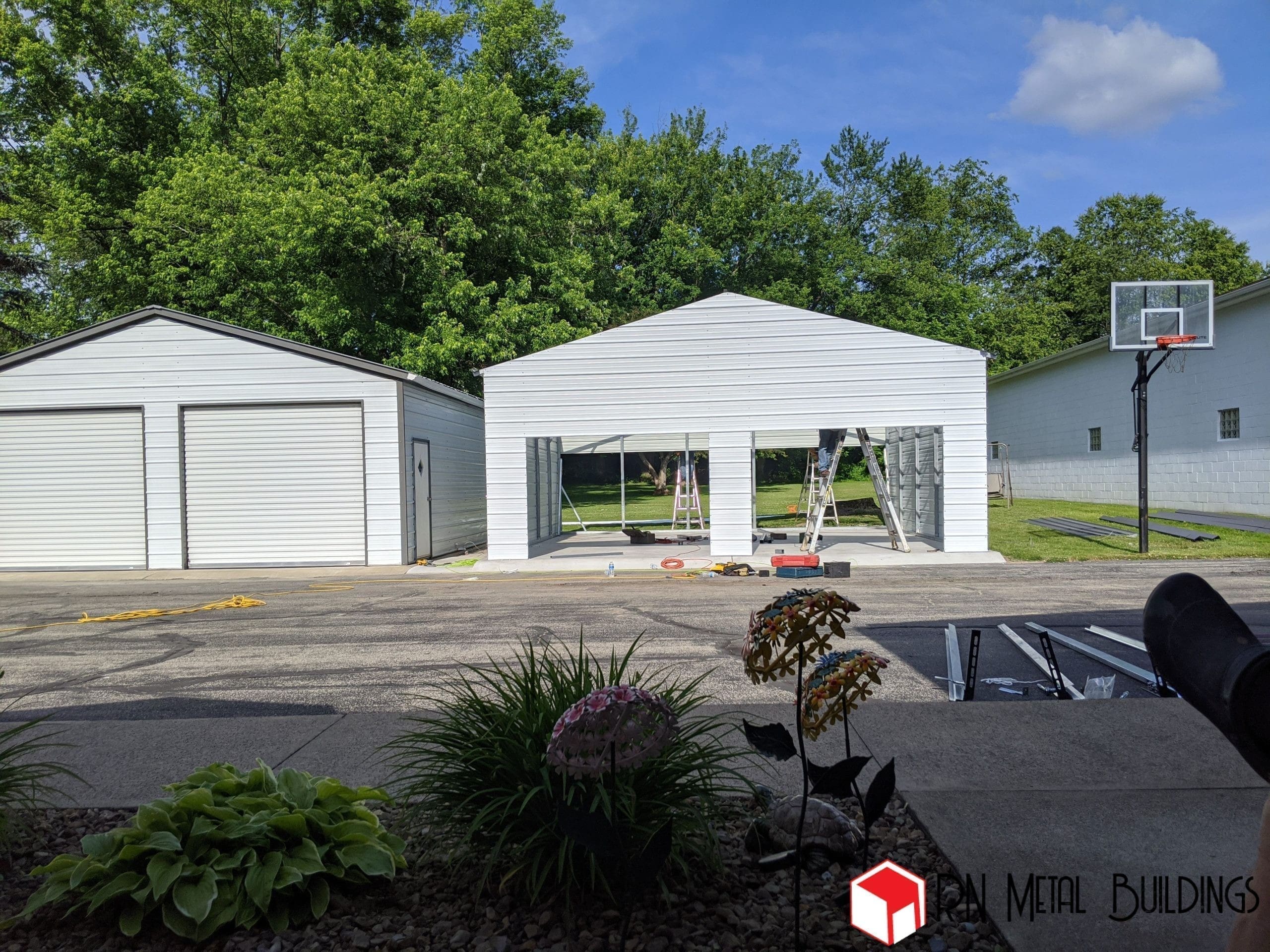 Metal Garage 22x25x9 - Image 3